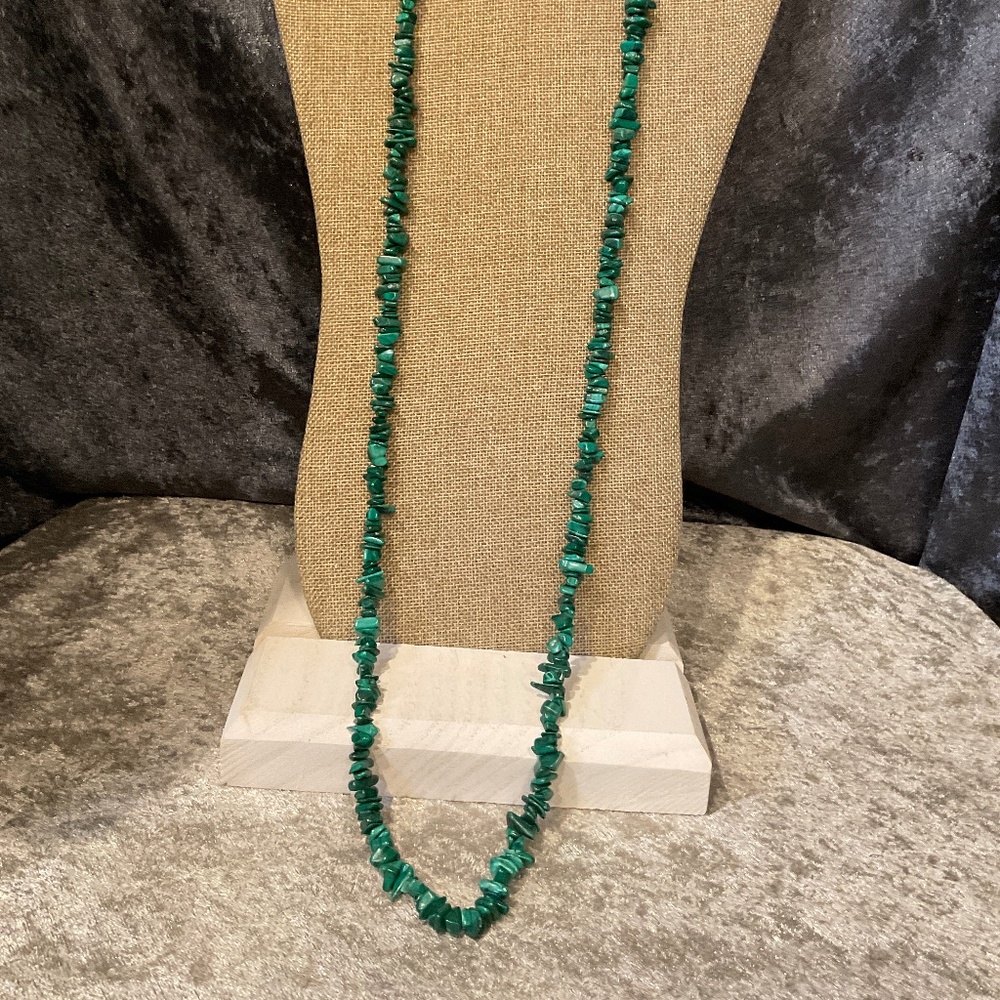Vintage Malachite Chip Beaded Necklace